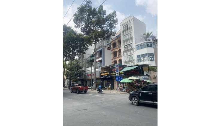 *SIÊU HIẾM_ Mặt Tiền Kinh Doanh Ngay Trần Bình Trọng-Hùng Vương Sát Quận 5 Gần Q1_24Tỷ