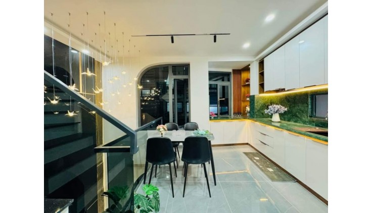 Bán CĂN HỘ DỊCH VỤ BÙI VĂN THÊM - 7 phòng - 30tr/th - Hẻm 5m dân trí cao