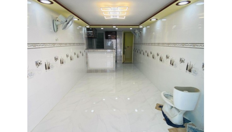 Bán Nhà Phan Văn Trị 40m2, 2 Tầng Gần ĐH Văn Lang Nhỉnh 3 Tỉ