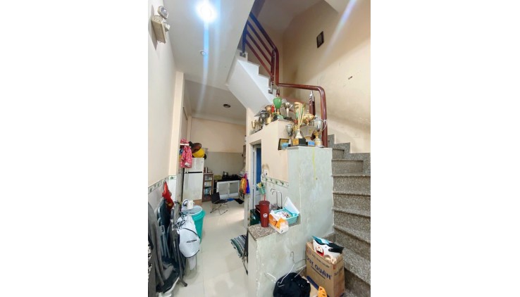 Bán nhà Phạm Thế Hiển, Phường 4, Quận 8, 41m2, ngang 3.5m, chỉ 4.2 tỷ