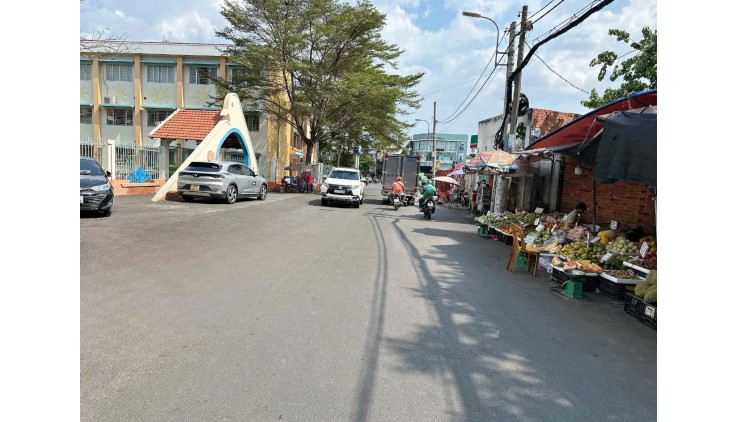 Giảm hơn 1 tỷ BÁN GẤP nhà HXH Phan Văn Trị 84m2 ngang 5m 4 lầu gần chợ Căn Cứ 13.X tỷ.