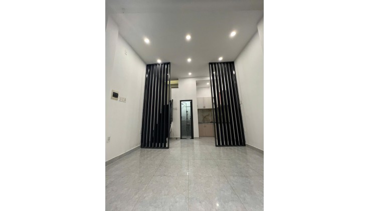 Nhà nguyên căn đối diện chợ Hạnh Thông Tây,đường Quang Trung, Phường 11, Gò Vấp,