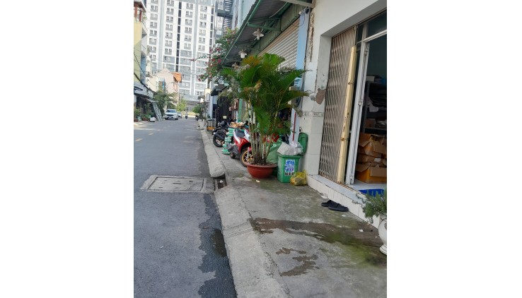 Xưởng Khủng 502m2 có 32 tỷ Phan Huy Ích Phường 15 Tân Bình Hồ Chí Minh