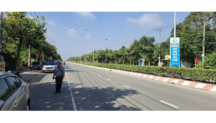 CHÀO ĐÓN NĂM MỚI 2025 CÙNG SIÊU PHẨM NHÀ PHỐ CAO CẤP NGAY TRUNG TÂM BẾN CÁT, BÌNH DƯƠNG!