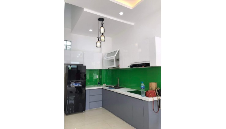 Kẹt tiền bán gấp NGUYỄN KIM, PHÚ NHUẬN, 50m2, 5 phòng, 5.4 tỷ.