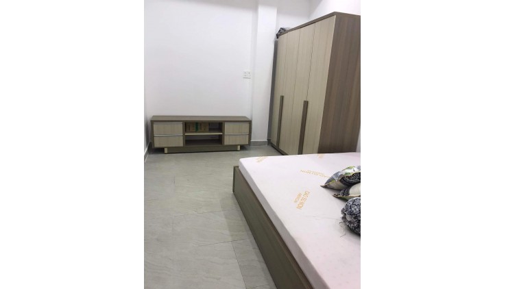 Kẹt tiền bán gấp NGUYỄN KIM, PHÚ NHUẬN, 50m2, 5 phòng, 5.4 tỷ.