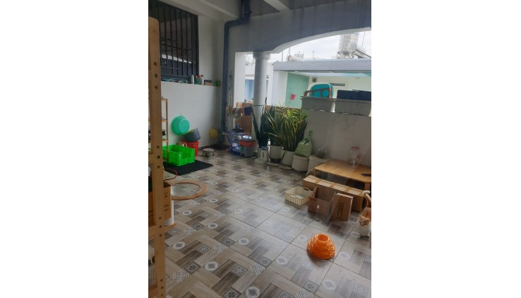 Bán nhà giá 4.8 tỷ, DƯƠNG QUẢNG HÀM, 3 lầu 4 phòng.