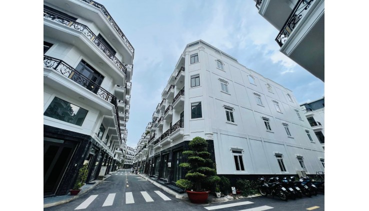 Bán nhà phố giáp Gò Vấp, giá 5.1 tỷ, 5 lầu, hẻm xe hơi.