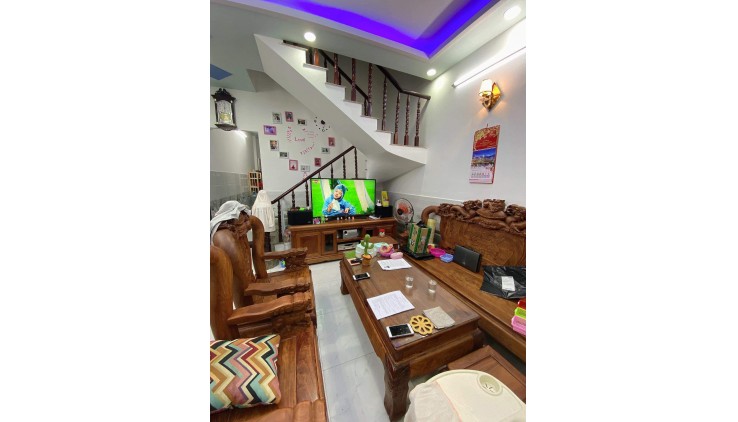 Bán nhà PHAN VĂN TRỊ, 4 lầu, 4.5m x 10m, 5.25 tỷ.