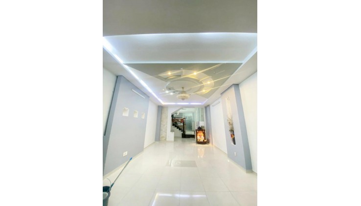 Mặt tiền An Dương Vương CHDV 7 tầng 5x41 chỉ 27 tỷ 95