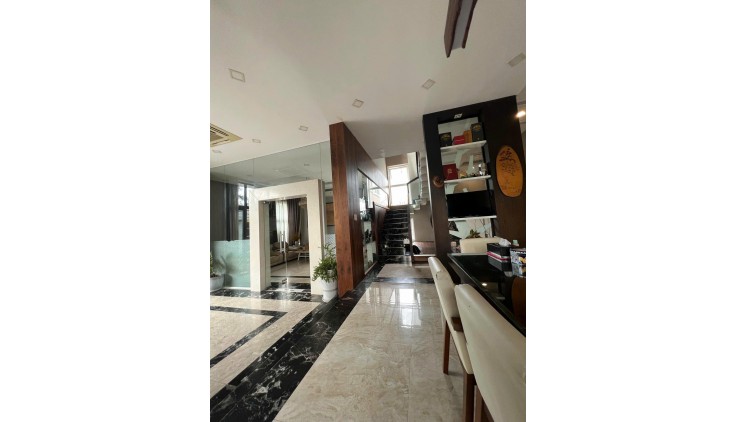 ***SIÊU HIẾM QUẬN 5_HẺM XE HƠI NGUYỄN TRÃI NGAY NGÃ 4 TRẦN BÌNH TRỌNG