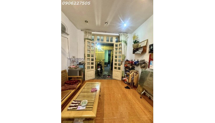 CẦN BÁN NHÀ ĐẸP - QUẬN 2 - GIÁ HỢP LÝ