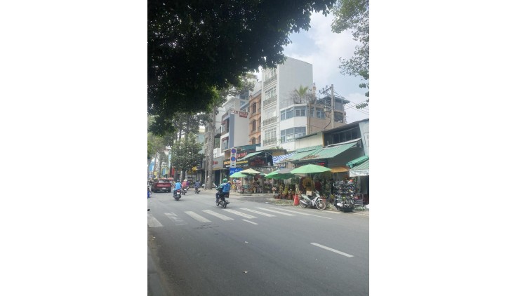 *SIÊU HIẾM_ Mặt Tiền Kinh Doanh Ngay Trần Bình Trọng-Hùng Vương Sát Quận 5 Gần Q1_24Tỷ