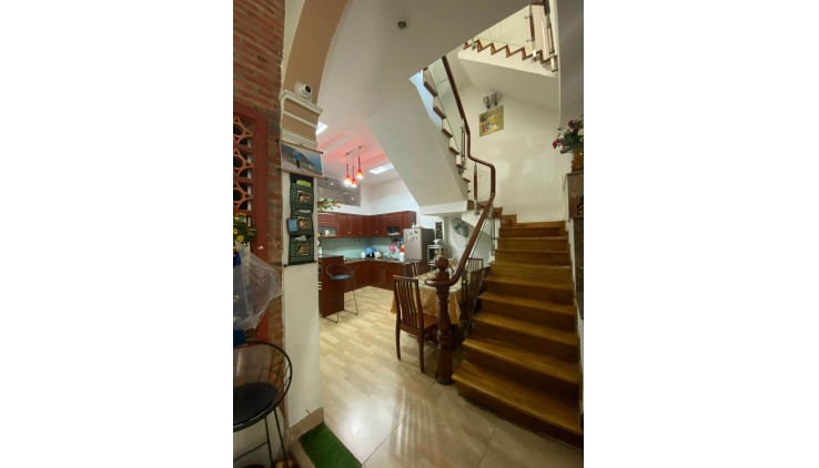Bán gấp nhà cho thuê 25tr/tháng, hxh HOÀNG HOA THÁM, 4m x 14m, 7.2 tỷ.