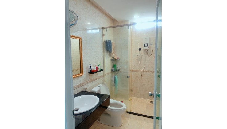 Bán gấp nhà CÔ GIANG PHÚ NHUẬN, 5.15  tỷ - 3 lầu - 4m X 12m.
