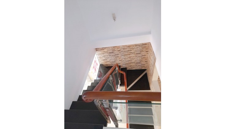 Giảm 200tr bán gấp nhà CHU VĂN AN, BT, 3 LẦU, 4.15 TỶ