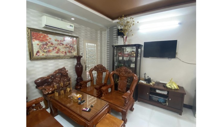 Bán nhà 3.95 tỷ, THÍCH QUẢNG ĐỨC, PHÚ NHUẬN, 3.9m x 11m