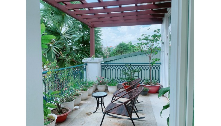Cần bán gấp nhà 6 phòng, 5m x 15m, TRÀN BÌNH TRỌNG, giá 6.8 tỷ.