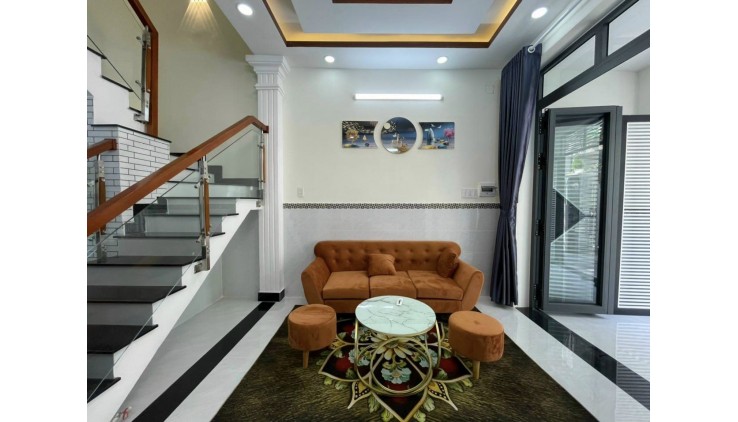 Bán gấp nhà BÙI ĐÌNH TÚY, B THẠNH, 4 X 10 3 lầu, 3.85 tỷ.