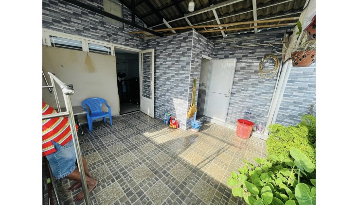 Nhà 7.5 tỷ cần bán gấp NG DUY DƯƠNG, Q10, 6m x 11m.