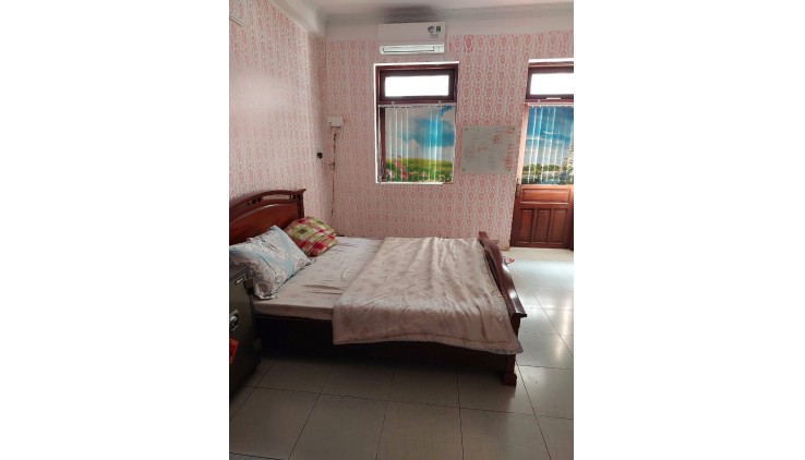 Nhà bán 4.35 tỷ NGUYỄN TRỌNG TUYỂN, PHÚ NHUẬN, 4m x 11m, 3 lầu