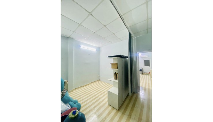 Bán nhà HUỲNH THỊ HAI,  q12, HXH, 4.2m x 16m, chỉ 3.9 tỷ.