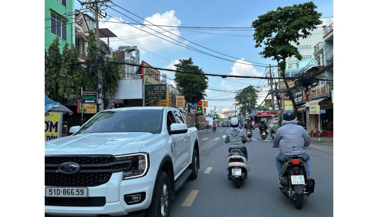 Nhà phố 5 tầng đẹp đón TẾT hẻm 276 Thống Nhất 80m2 ngang 4.2m gần nhà Thiếu Nhi 8.25 tỷ.