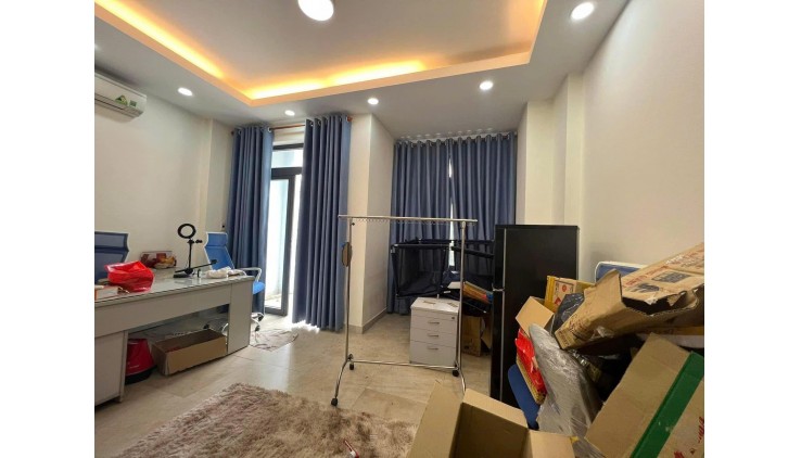 **Hiếm _Căn Góc 2 Mặt Tiền Sát 3/2-Xóm Đất Q 11, 61m,Ngang Hiếm 5,5_2Tầng Nhỉnh 9Tỷ