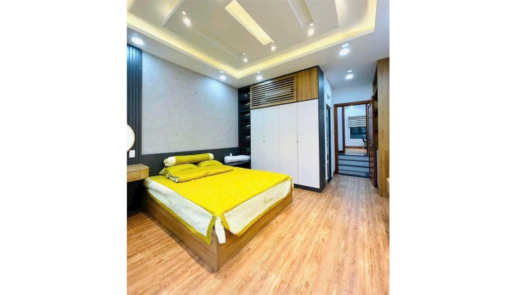 Nhà Phố Quang Trung, Phường 10. Khu Nội Bộ An Ninh, gần sát CityLand