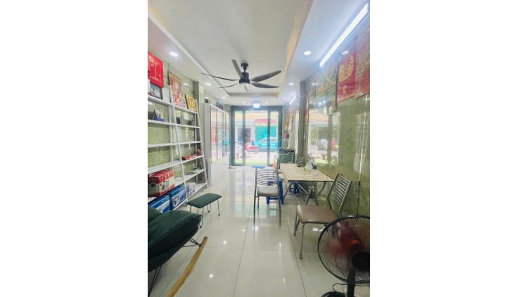 ** MẶT TIỀN ĐẸP TRẦN TUẤN KHẢI QUẬN 5 - DT 33M2 - 4 TẦNG BTCT,FULL NỘI THẤT XỊN, NHỈNH 9TỶ!