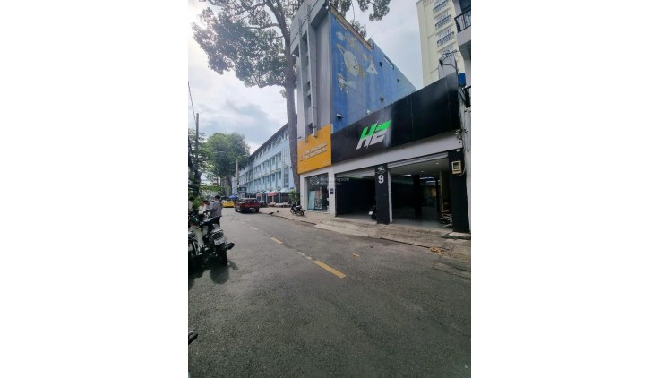 *Khuôn đất siêu đẹp nở hậu-Mặt Tiền Đường số 2 Cư Xá Đô Thành Quận 3(6.6X20) 40Tỷ