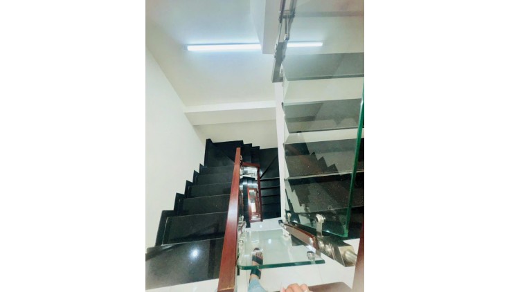 **9.3TỶ TL_BÁN NHÀ_HXH Nguyễn Trãi  5Tấm_ 41m-5PN Sổ Vuông Đẹp_Tặng Nội Thất