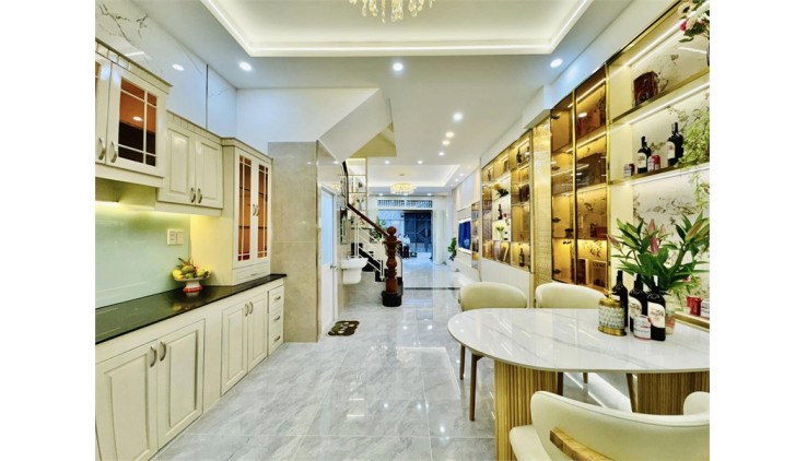 Bán nhà Quang Trung, Phường 14, Gò Vấp. Dt 4.3x13m, 4 Tầng, Giá 6.98 tỷ TL