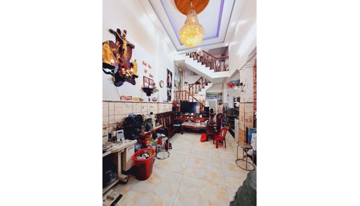 Nhà lô góc hxh thông 105m2-3tang Tân Thới Hiệp 20 - Q12 , thu nhập 8tr/th , kd đa ngành nghề , 5 tỷ 0932030061
