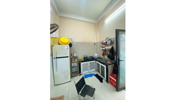 Bán nhà Phạm Thế Hiển, Phường 4, Quận 8, 41m2, ngang 3.5m, chỉ 4.2 tỷ