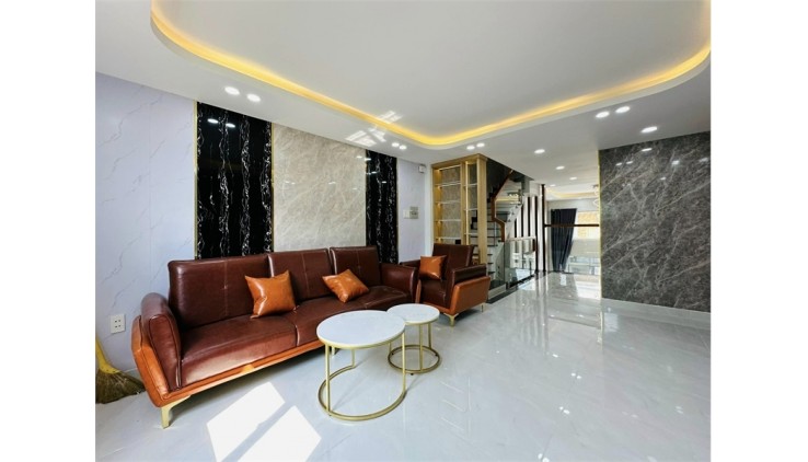 Bán Nhà 4.5x15m, 5 Tầng có Thang Máy. Khu Vạn Xuân Nguyễn Oanh, Phường 6, Gò Vấp.