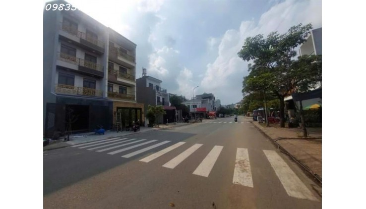 BÁN NHÀ MẶT PHỐ LINH XUÂN, THỦ ĐỨC - 200M2, 2 TẦNG, 17 PHÒNG NGỦ - 8.8 TỶ - SỔ ĐỎ