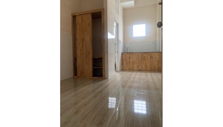 Bán CĂN HỌ DỊCH VỤ UNG VĂN KHIÊM - doanh thu 350tr/th - 74 phòng
