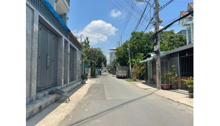 Bán 133m2 đất thổ cư đường Thạnh Xuân 38,Thạnh Xuân ,Quận 12 ,xây dựng ngay.