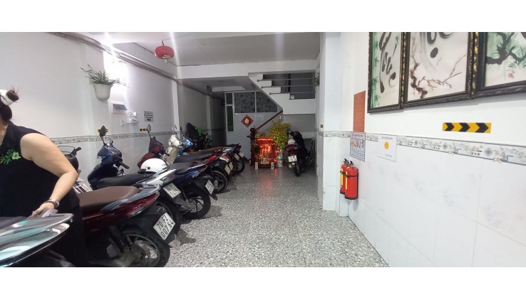 NHÀ BÁN ĐOÀN VĂN BƠ, Q4, 16 PHÒNG ĐANG CHO THUÊ 60TR.THÁNG, 7.980 TỶ TL