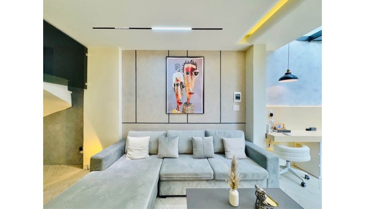 QL 13 - Nhà Đẹp, 52m² ( 5x14, ), KCBT , An ninh cực kỳ tốt, 4tỷ9