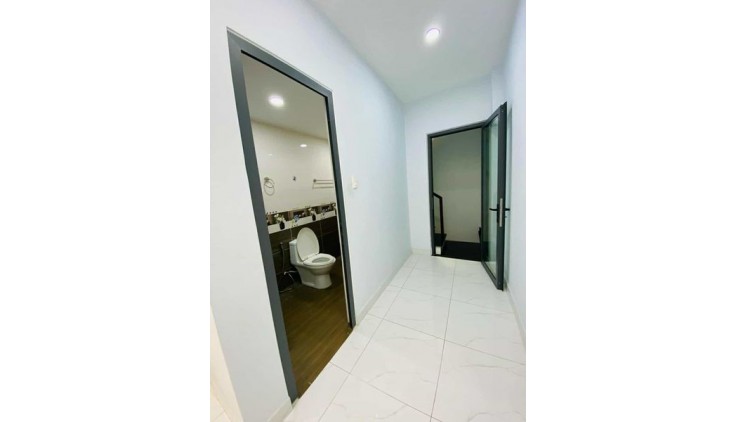 Hẻm Ôtô Tải Như Đường Nguyễn Thiện Thuật Quận 3 Phường 3.