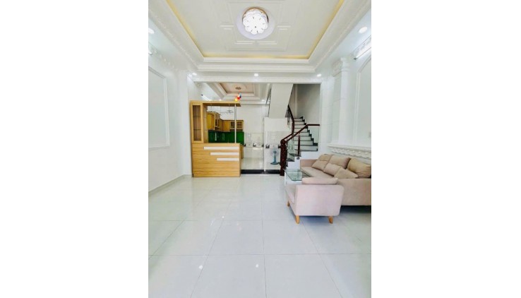 [CHỈ 5 TỶ QUAY ĐẦU] - NHÀ 3 TẦNG - HẺM Ô TÔ TRÁNH - TRẢI NHỰA SẠCH SẼ - HUỲNH TẤN PHÁT - TT NHÀ BÈ