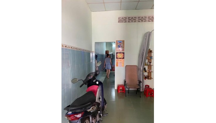 NHÀ 2 TẦNG TK HIỆN ĐẠI MỘT TRỤC ĐƯỜNG THỐNG NHẤT HXH 7M THÔNG.