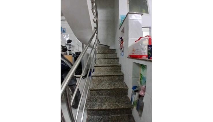 NHÀ 3 TẦNG TK SANG TRỌNG HẺM 8M MỘT TRỤC LÂM THỊ HỐ 60M2 CHỈ 4,7 TỶ
