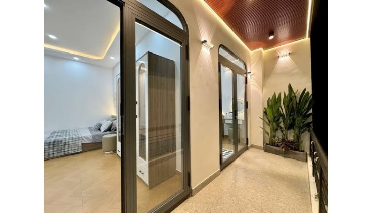 Nhà Siêu Phẩm HXH Đường Lê Quang Định Phường 1 Quạn Gò Vấp .