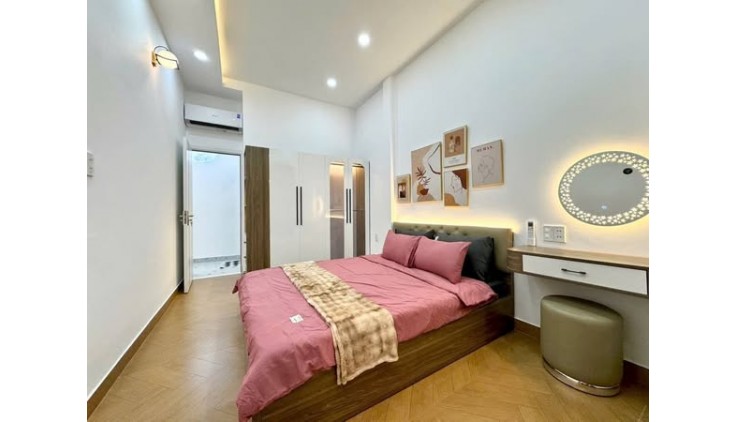 Nhà Siêu Phẩm HXH Đường Lê Quang Định Phường 1 Quạn Gò Vấp .