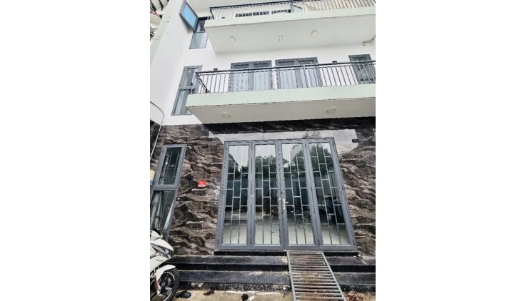 TUYỆT PHẨM NHÀ LỚN GẦN AEON TÂN PHÚ - HẺM TẢI - 3 TẦNG - 162M NGANG 8 - CHỈ 47TR/M