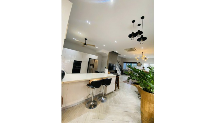 Nhà nguyên căn đối diện chợ Hạnh Thông Tây,đường Quang Trung, Phường 11, Gò Vấp,