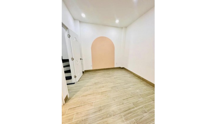 MẶT TIỀN NỘI BỘ 6M THÔNG - NHÀ ĐẸP LUNG LINH - 49M - 4 TẦNG - 4 PN NHỈNH 5 TỶ